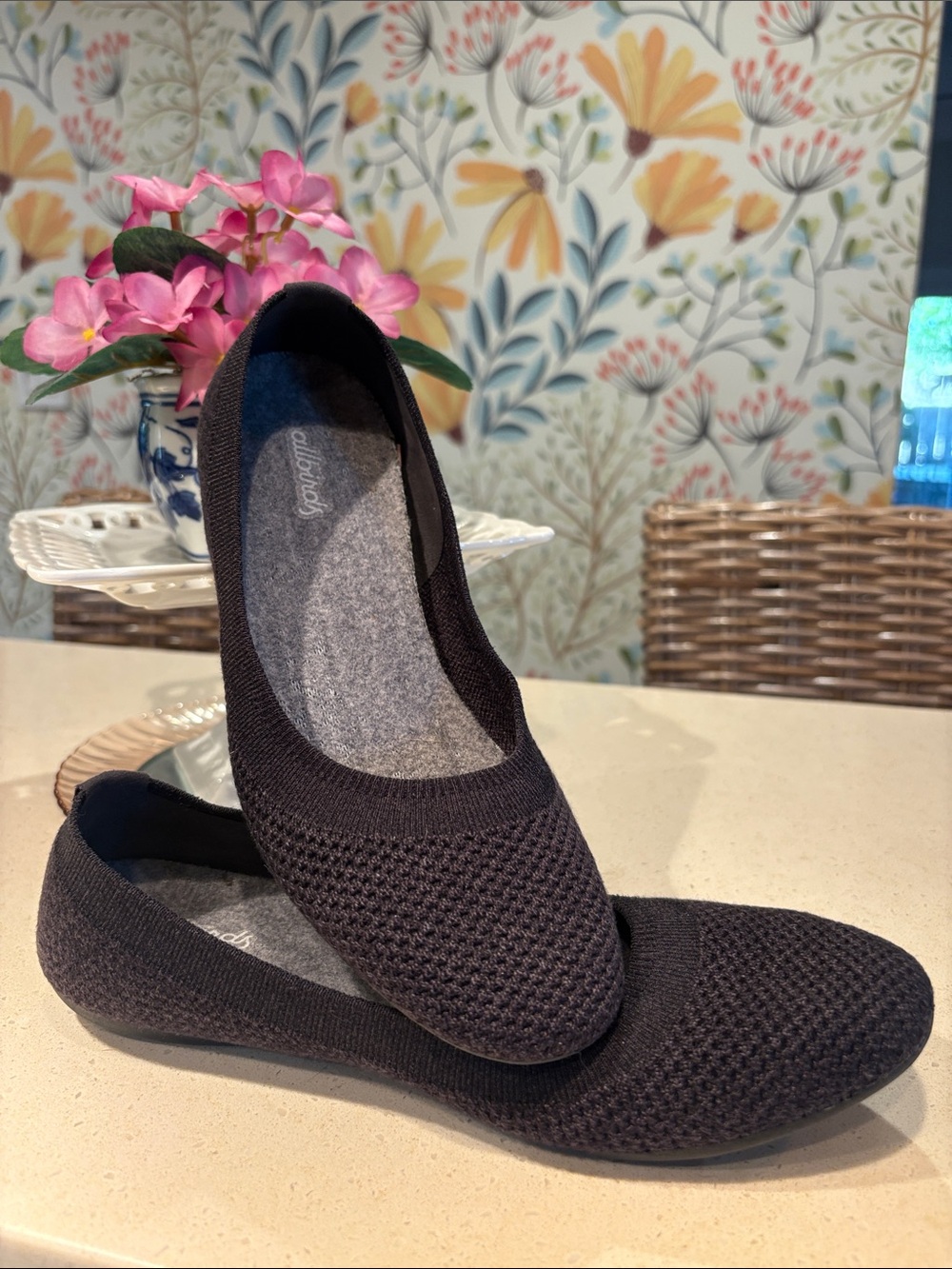 allbirds Black Tree Breezer Flats - Size 8.5